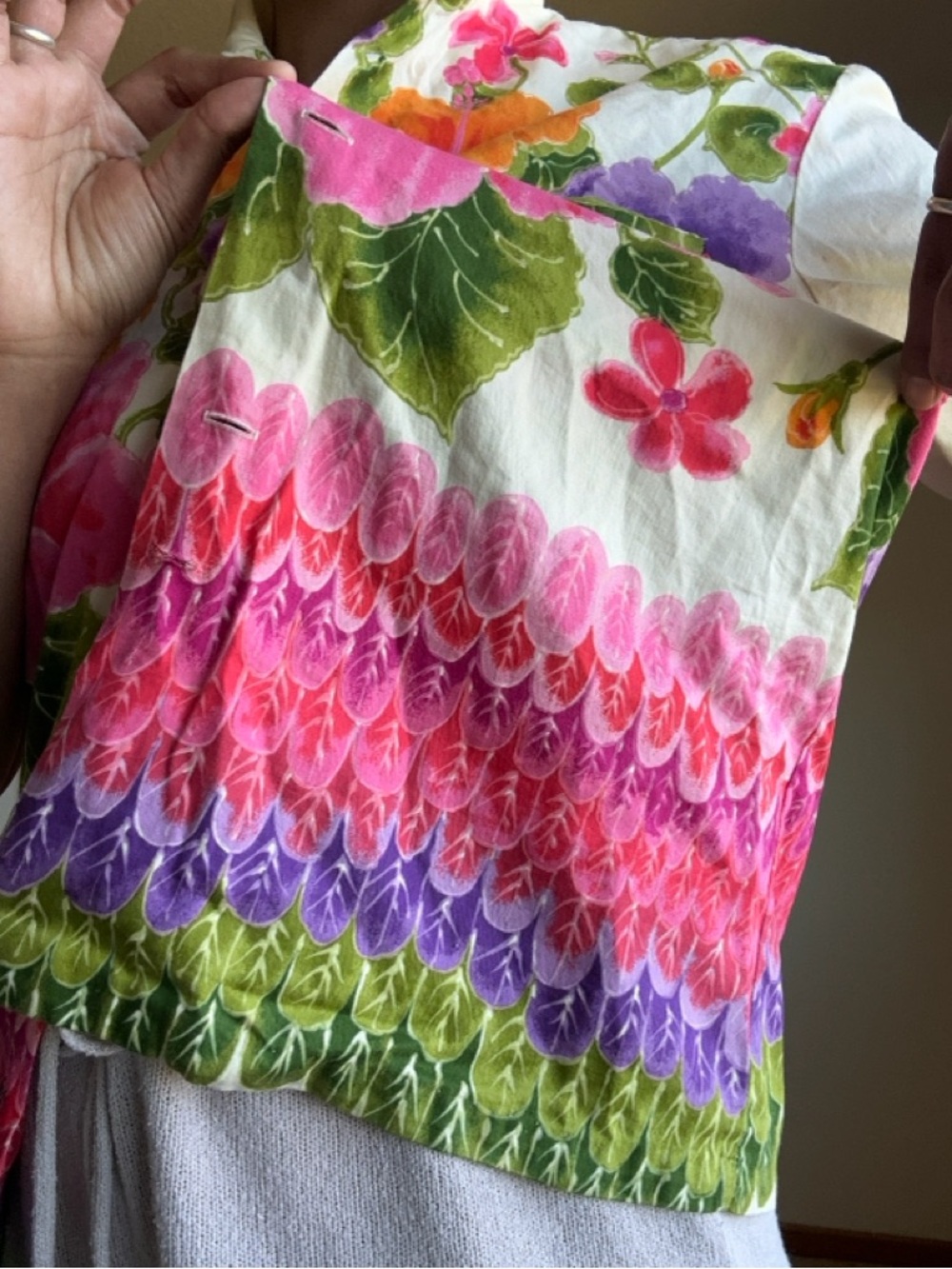 Authentic women’s Hawaiian shirt - Picture 5 of 7